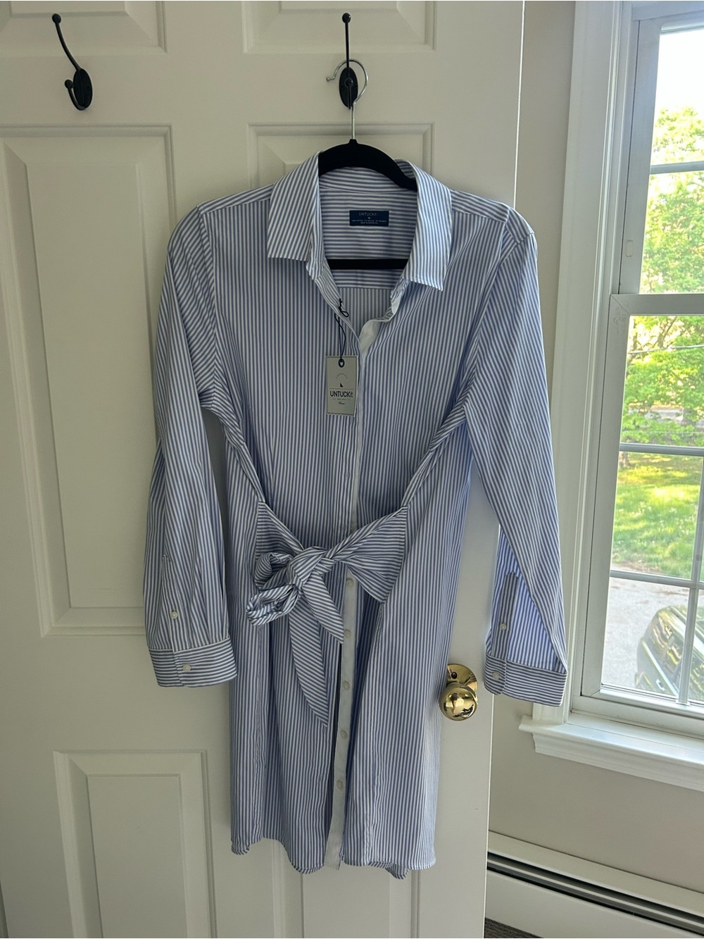 UNTUCKit Light Blue and White Striped Women's Button-Down Shirt Dress (NWT)